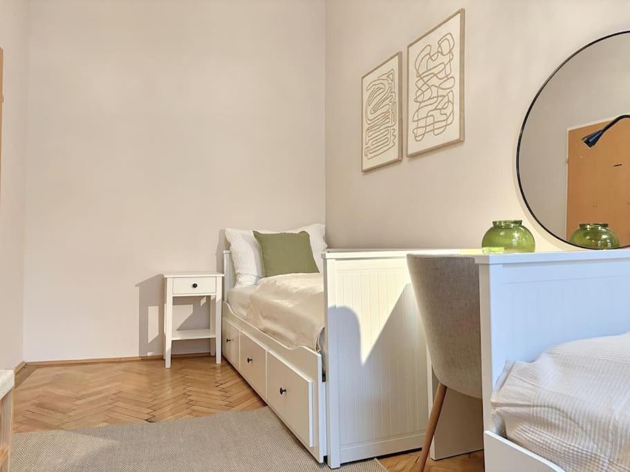 Apartment 8 Minuten Nach Augarten I 7 Minuten Zur Metro I Wlan Wien