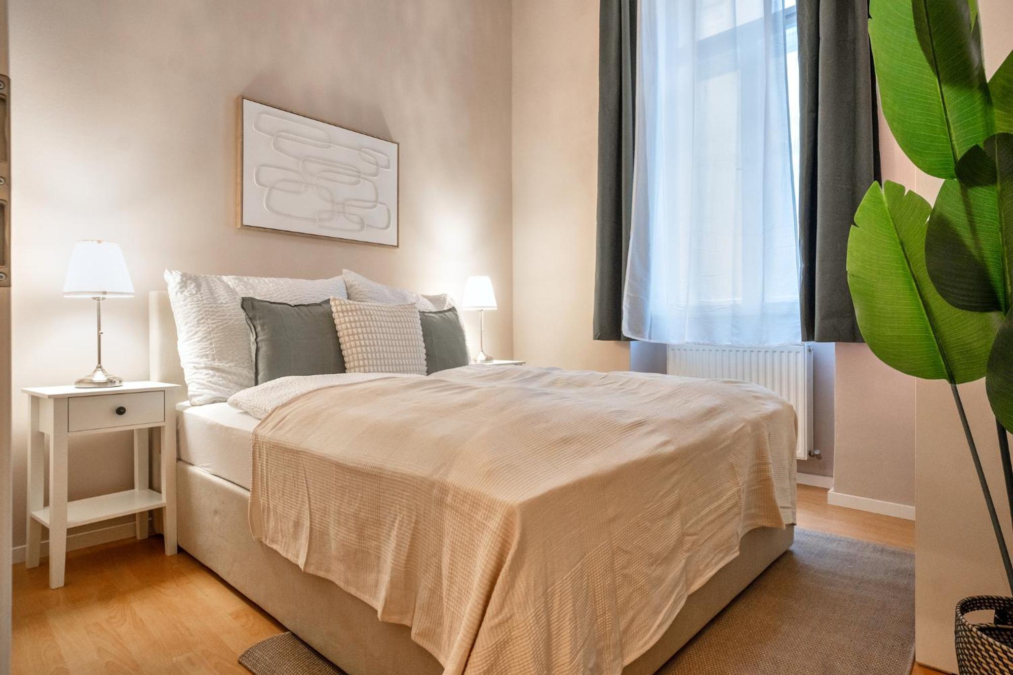 8 Minuten Nach Augarten I 7 Minuten Zur Metro I Wlan Apartment